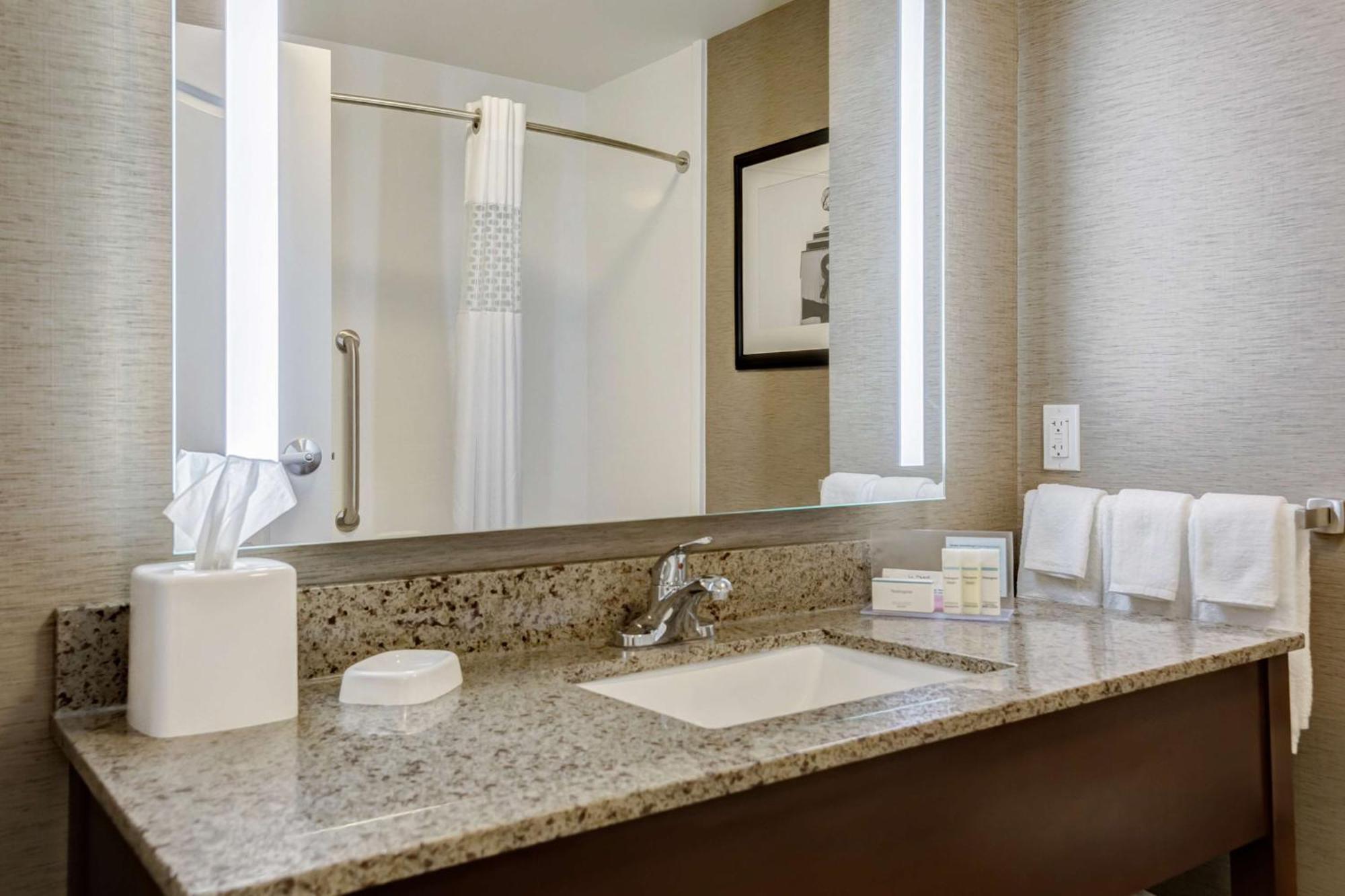Hampton Inn Poplar Bluff Bagian luar foto